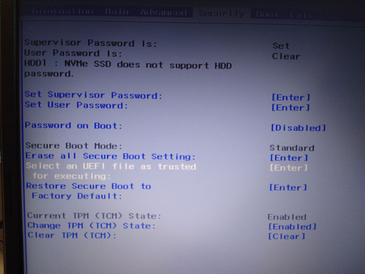 ../_images/acer-tmp214-03.jpg